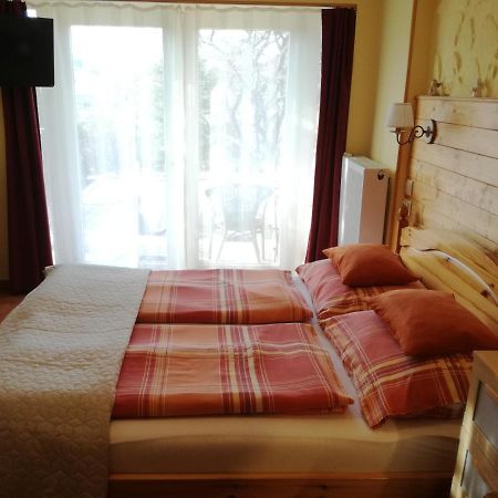 Virág Apartmanház Sopron Exterior foto