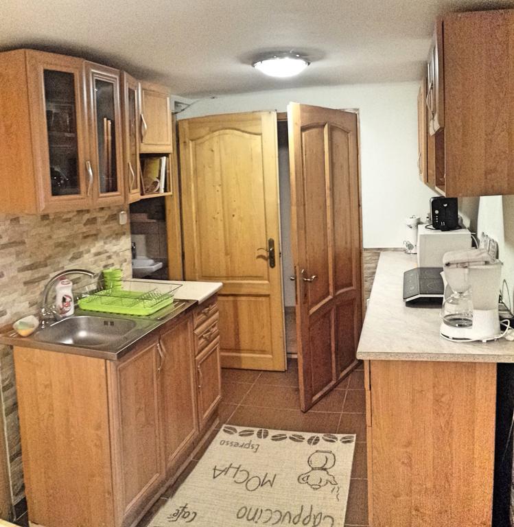 Virág Apartmanház Sopron Exterior foto